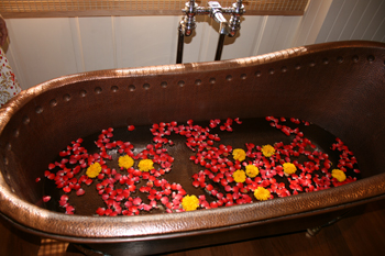 Floral bath at the spa of the Mandarin Oriental Hotel
