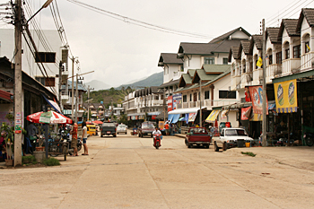 Street scene in Pai, Thailand