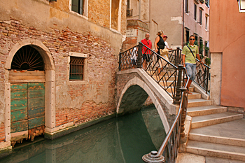 Discovering the canals of Venezia, Italy