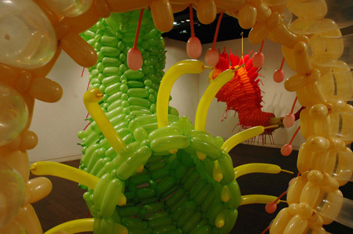 Jason Hackenwerth ballon sculpture