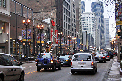 State Street in downtown Chicago in the winter