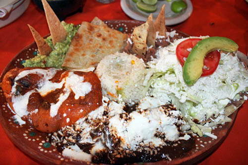 Best Restaurant in La Paz, La Fonda de los Brisenos