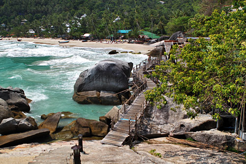 Pathway down to beach at Bamboo Huts, Haad Yuan Bay, Koh Pha Ngan, Thailand