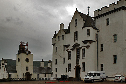 Blair Castle is host to many Scottish weddings