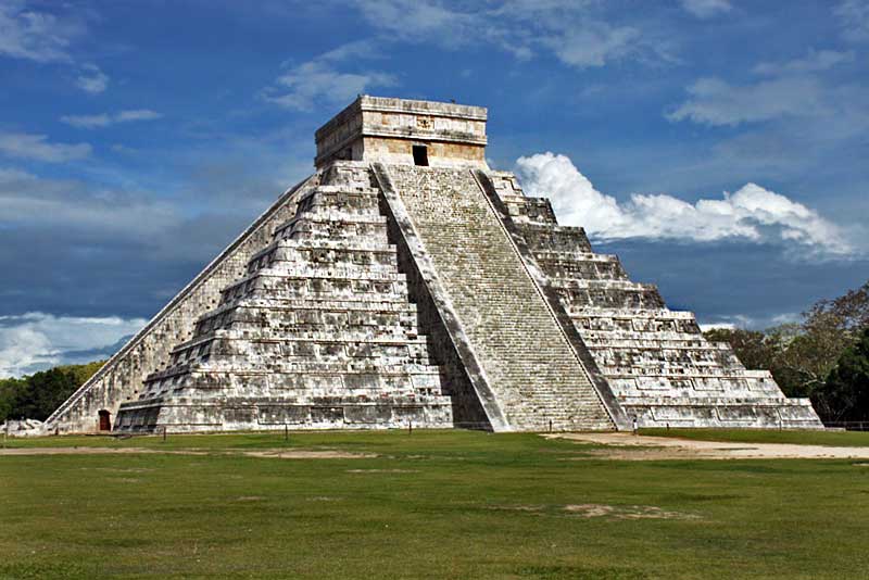 Chichen Itza, Mexico's Famous Mayan Ruin in the Yucatan Peninsula