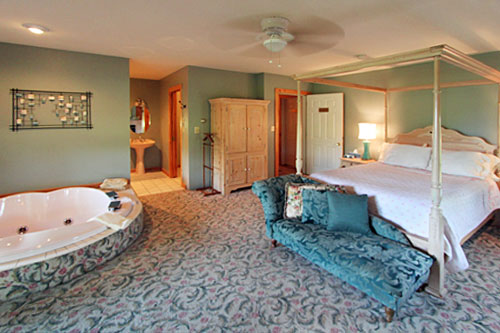 Grand suite at Point au Roche Lodge, a fabulous B&B in Plattsburgh, NY