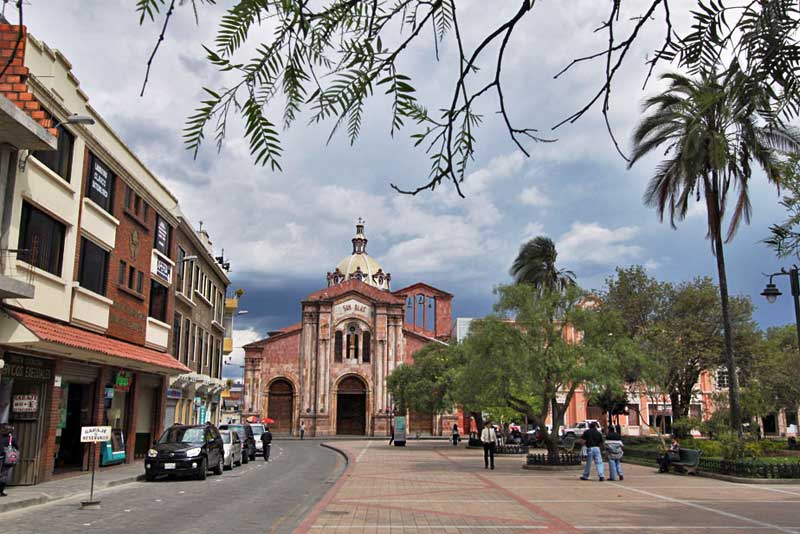 San Blas Church and Plaza in Old Town, Cuenca, Ecuador