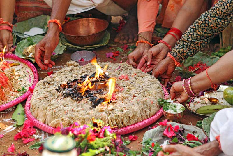 Setting Aflame Cotton Strands at this Nepali Puja Releases Earthbound Spirit of the Deceased
