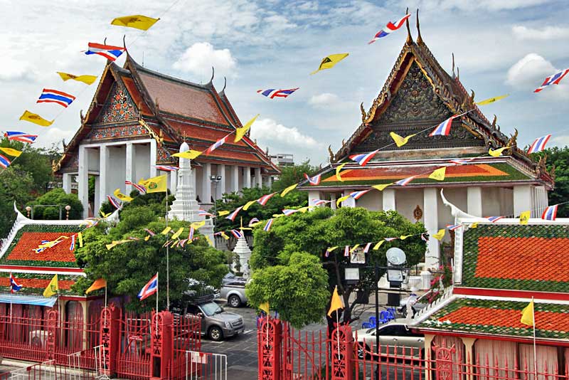 Ordination and Assembly Halls at Wat Prayoon, Bangkok