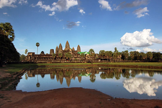 Angkor Wat temple at sunset