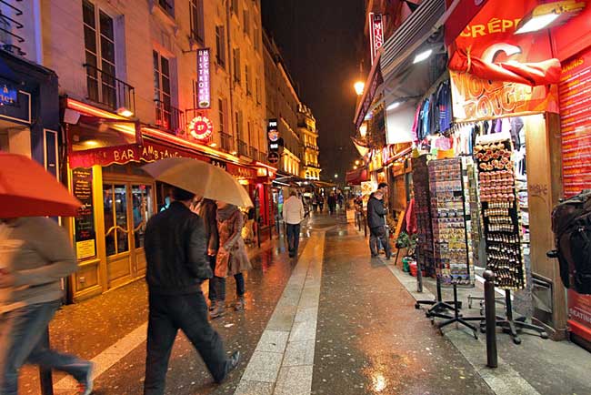 France-Paris-Latin-Quarter-Rain