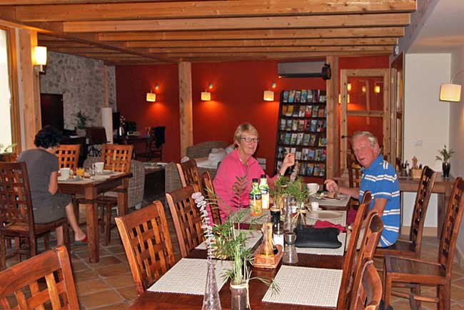 Spain-Palau-Saverdera-Niu-de-Sol-Dining-Room