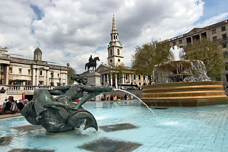 Plethora of Fountains and Statues Grace London's Trafalgar Square