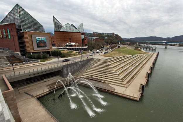 PHOTO: Fountains at 