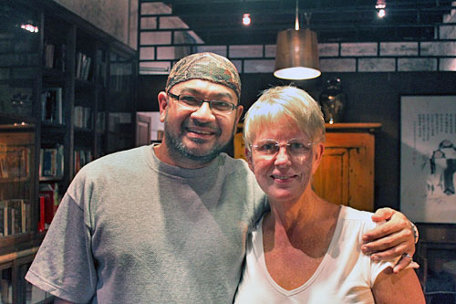 David Hogan Jr. from Malaysia Asia blog joined me for dinner in Penang three years earlier