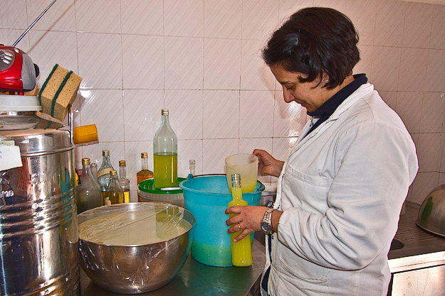 Making the Limoncello at Fattoria Terranova