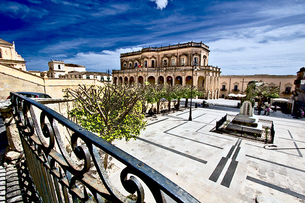 Piazza Municipio and Town Hall in Noto, Sicily