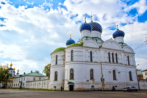 Domes of the Bogoyavlensky Monastery and Epiphany Cathedral in Uglich, Russia are supported by round piers