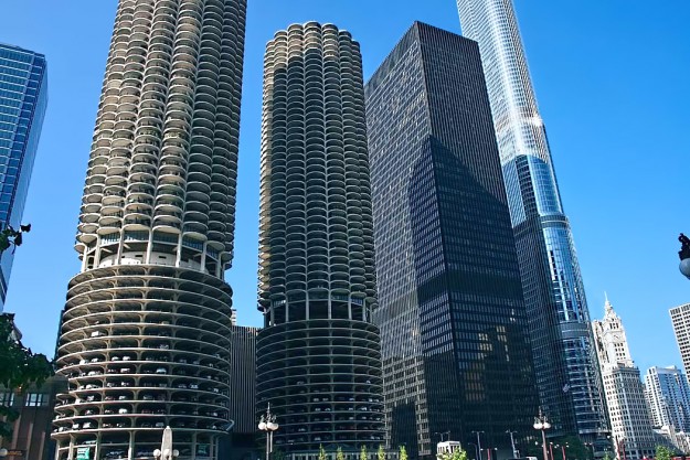 PHOTO Marina Towers In Chicago   Illinois Chicago Skyline Marina Towers 625x417 