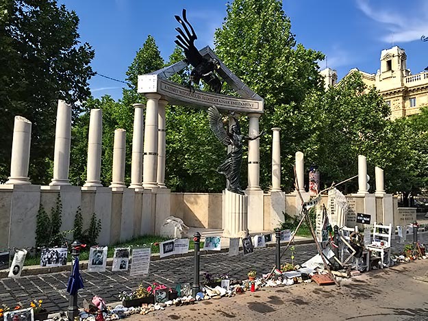 Opponents to the "Memorial to the Victims of the German Invasion" memorial say it is akin to rewriting the World War 2 history of Hungary