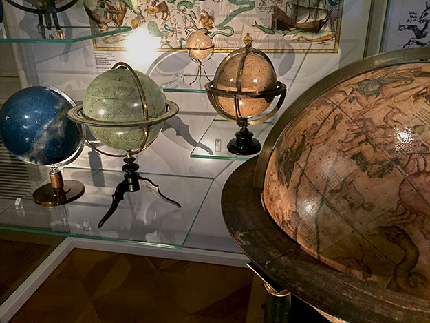 For history buffs, one of the more intriguing things to do in Vienna is to visit the Globe Museum