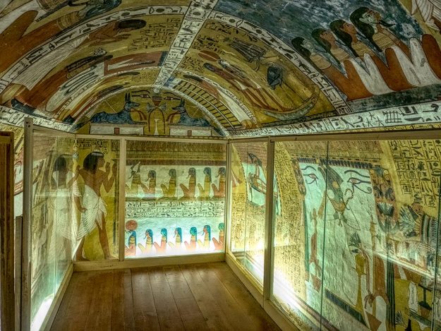 Tomb of Sennedjem, Temple of the Artisans, Deir el Medina in Luxor, Egypt