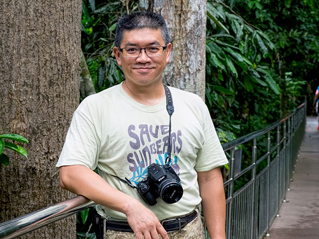 Dr. Wong Siew Te, founder of the Bornean Sun Bear Conservation Centre