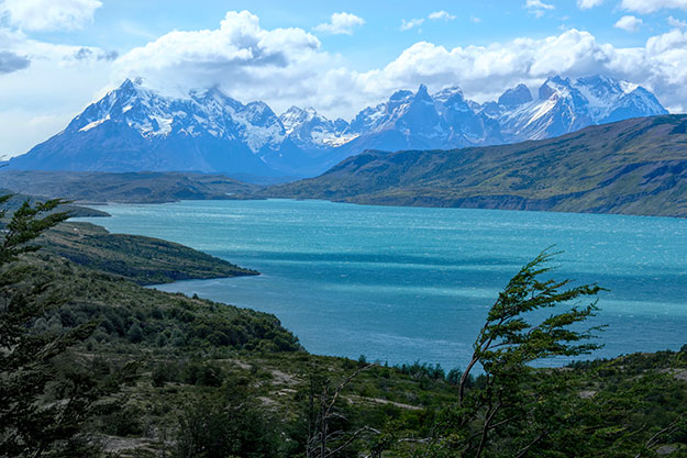 Best way to Tour Torres del Paine in Chile - Hole in the Donut Travels