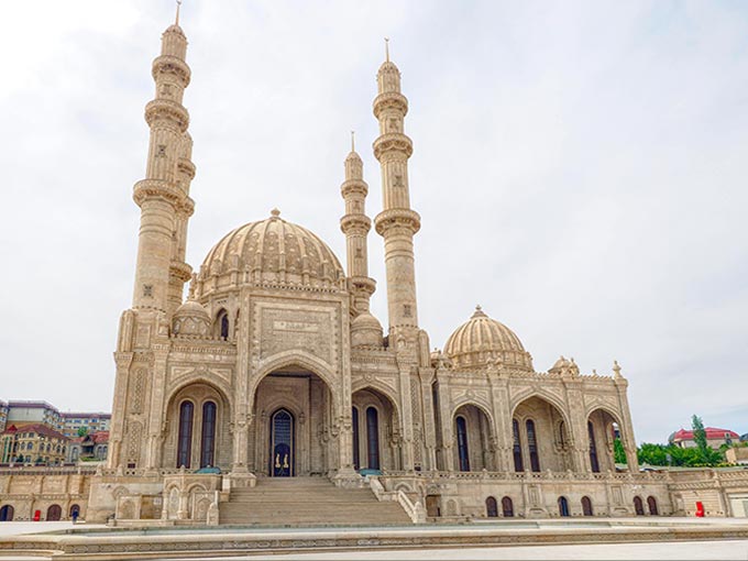 Stunning Heydar Mosque in Baku, Azerbaijan