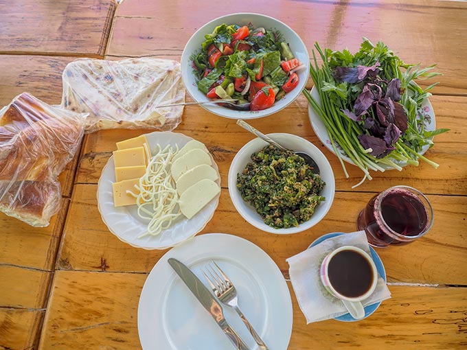 Lunch at Garni Guest House, next to the Garni Temple