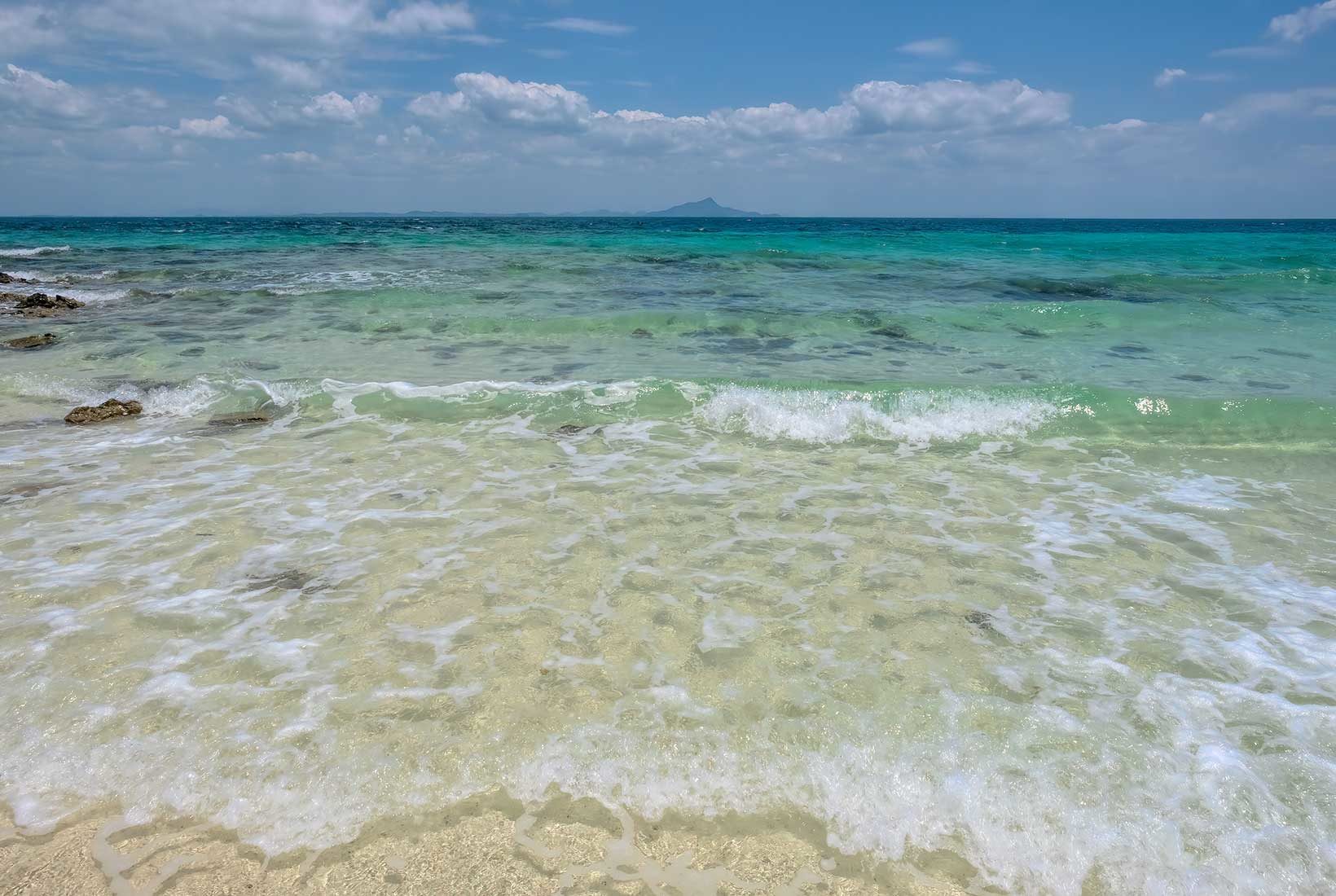 Gorgeous turquoise waters on Koh Tub Beach