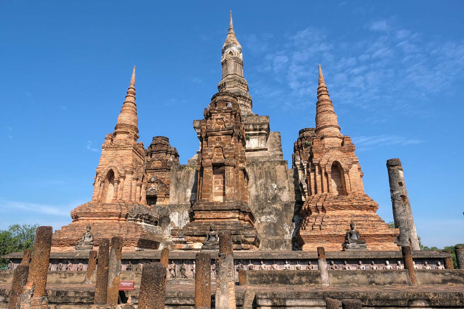 Thailand Sukhothai Historical Park Central Zone Wat Mahathat