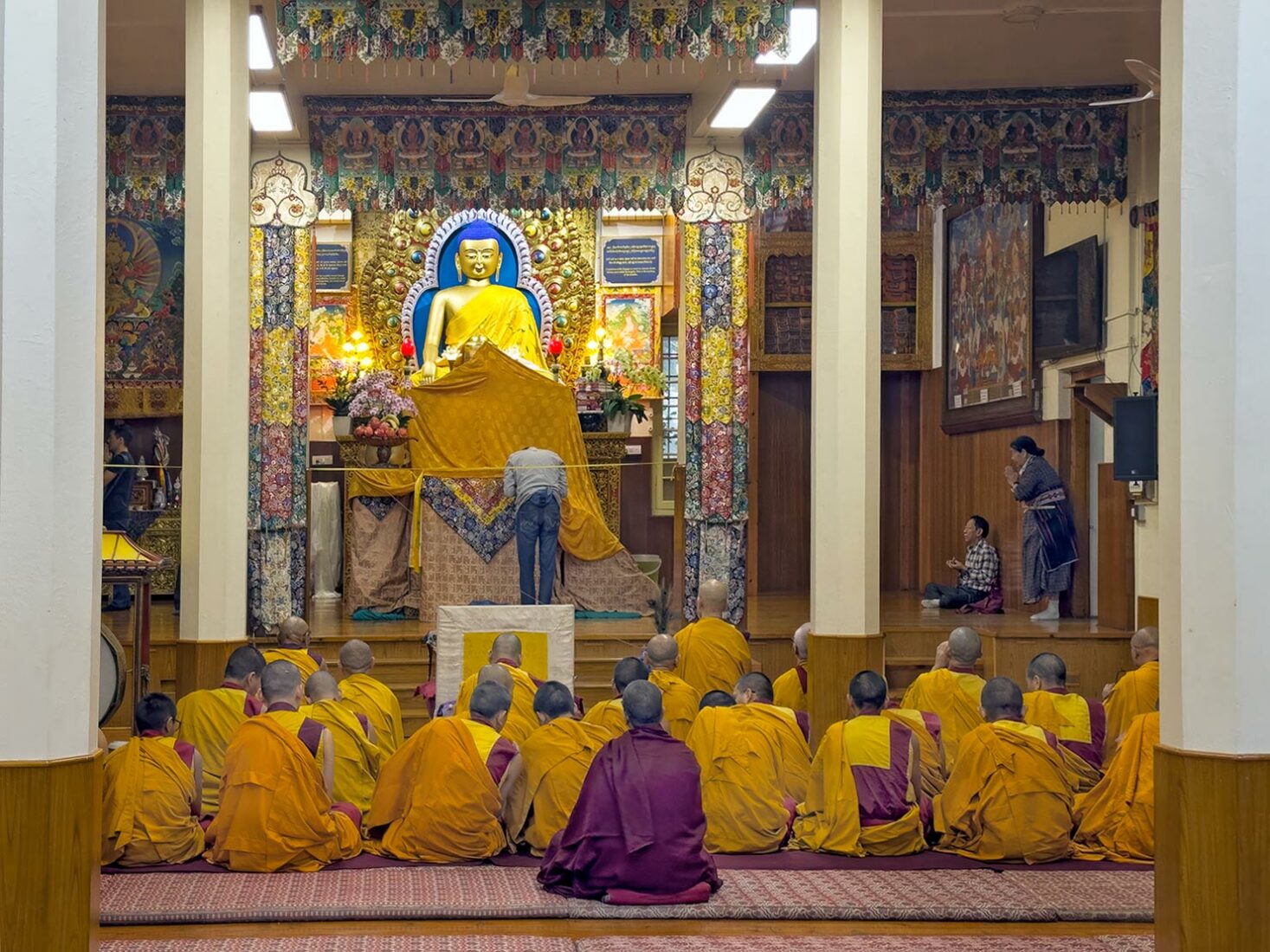India McLeod Ganj Namgyal Monastery Dalai Lama Temple puja
