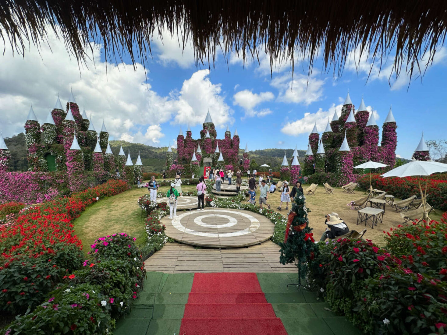 Thailand Doi Inthanon Mon Chaem Miracle Flower Castle